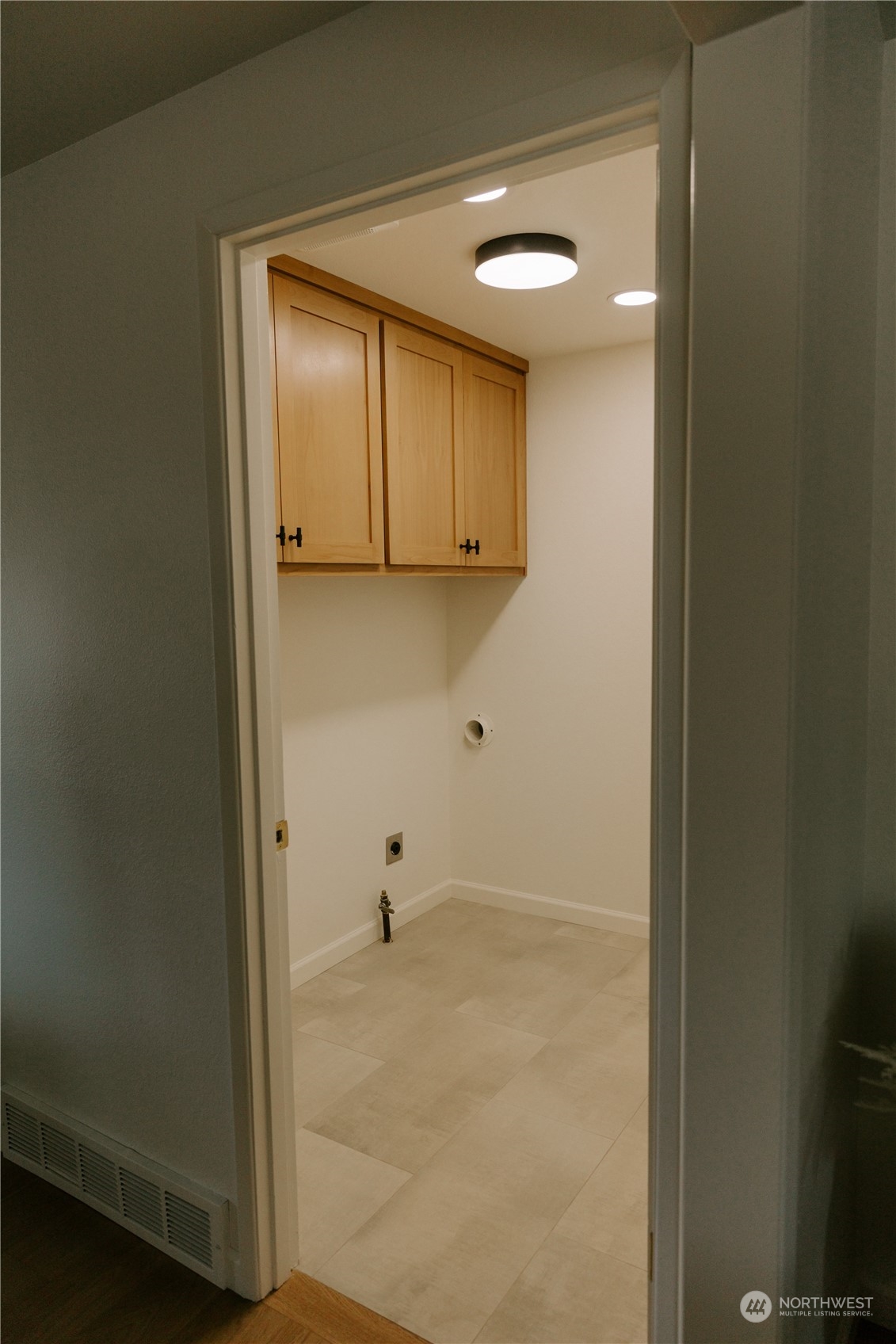 16558 Country Club Drive Property Photo 27