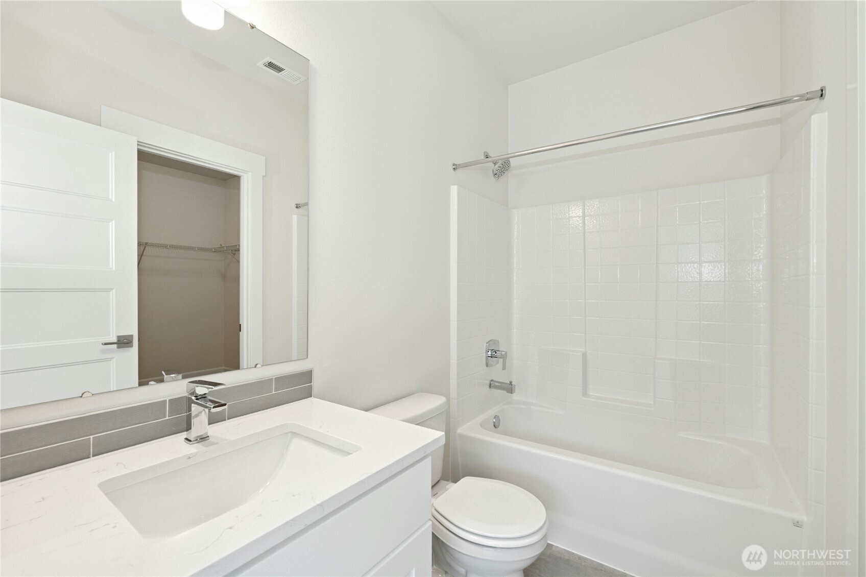 22828 61st St E #300 Property Photo 22