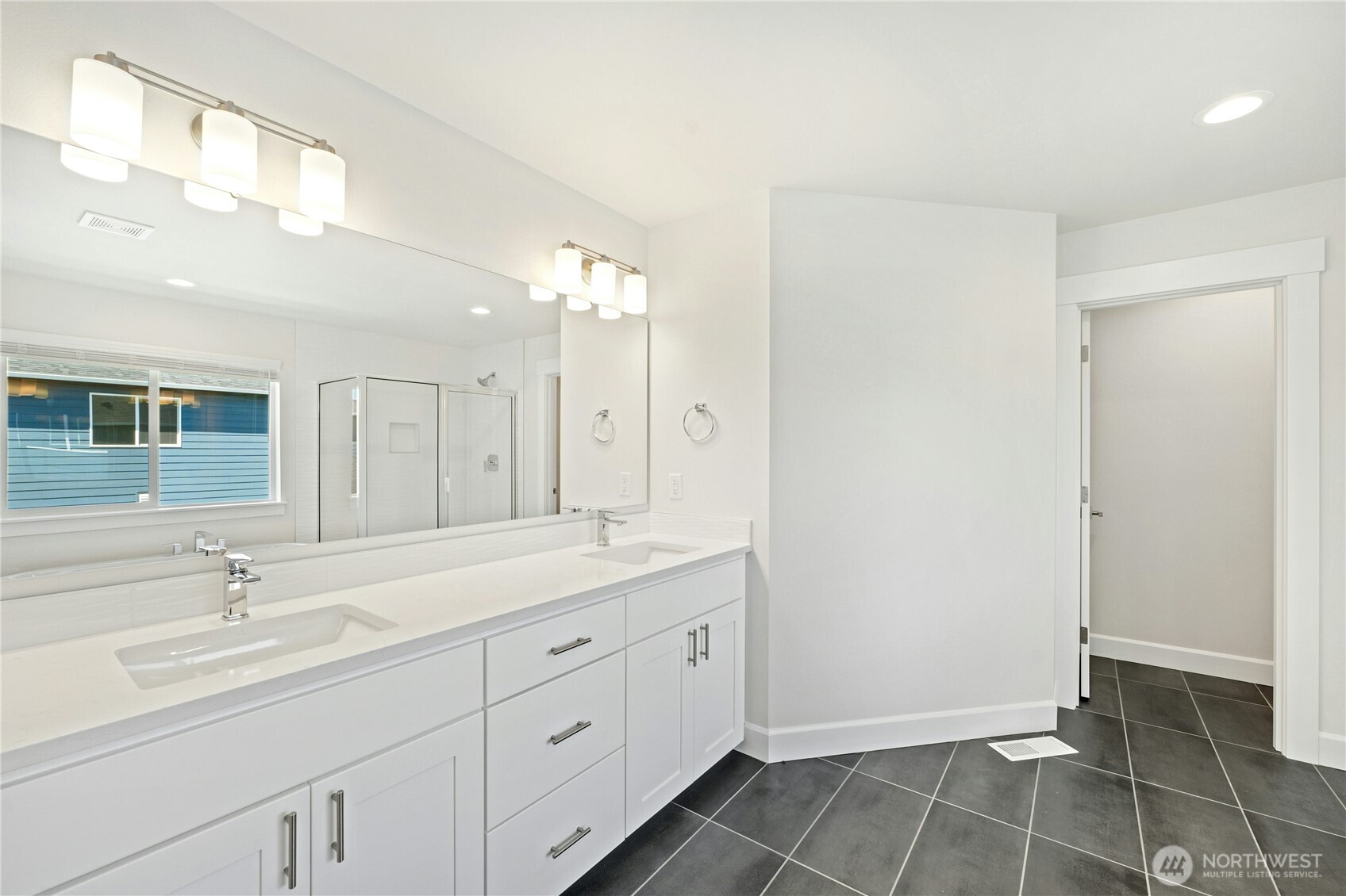 22828 61st St E #300 Property Photo 28