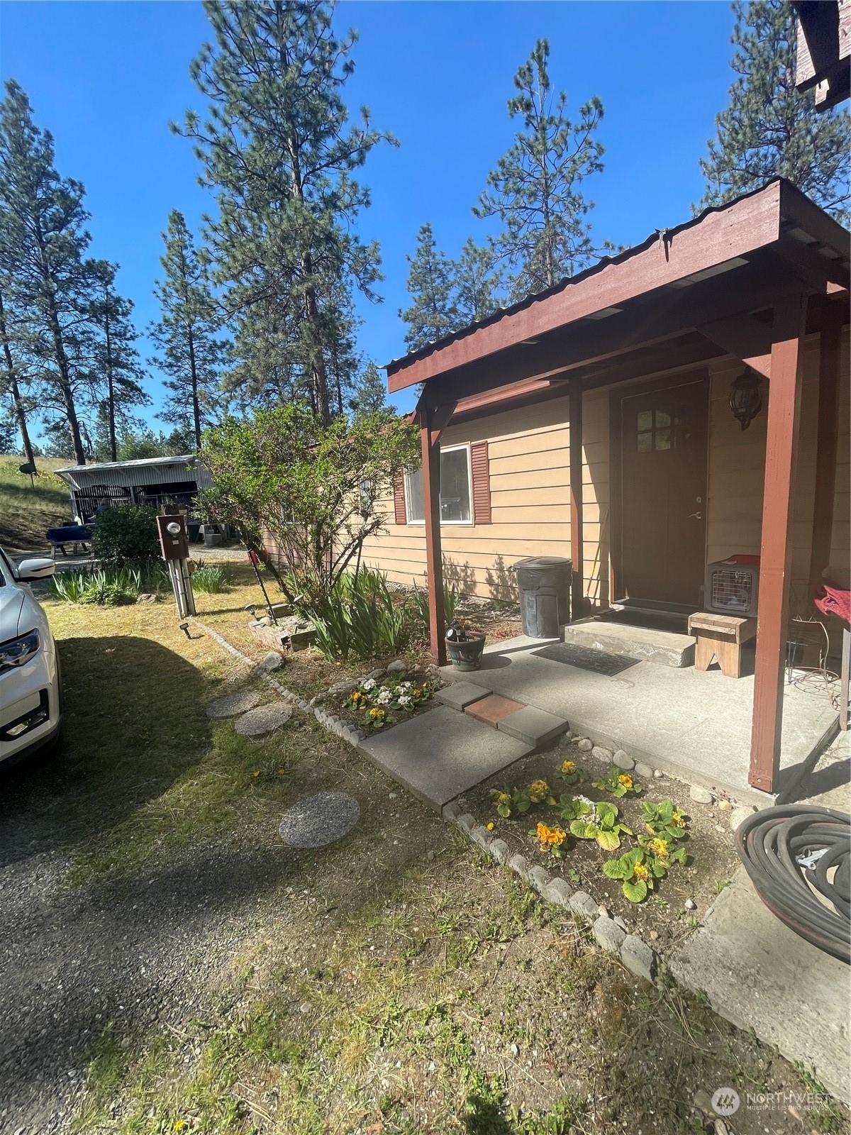 7 Mountain View Road Property Photo 3