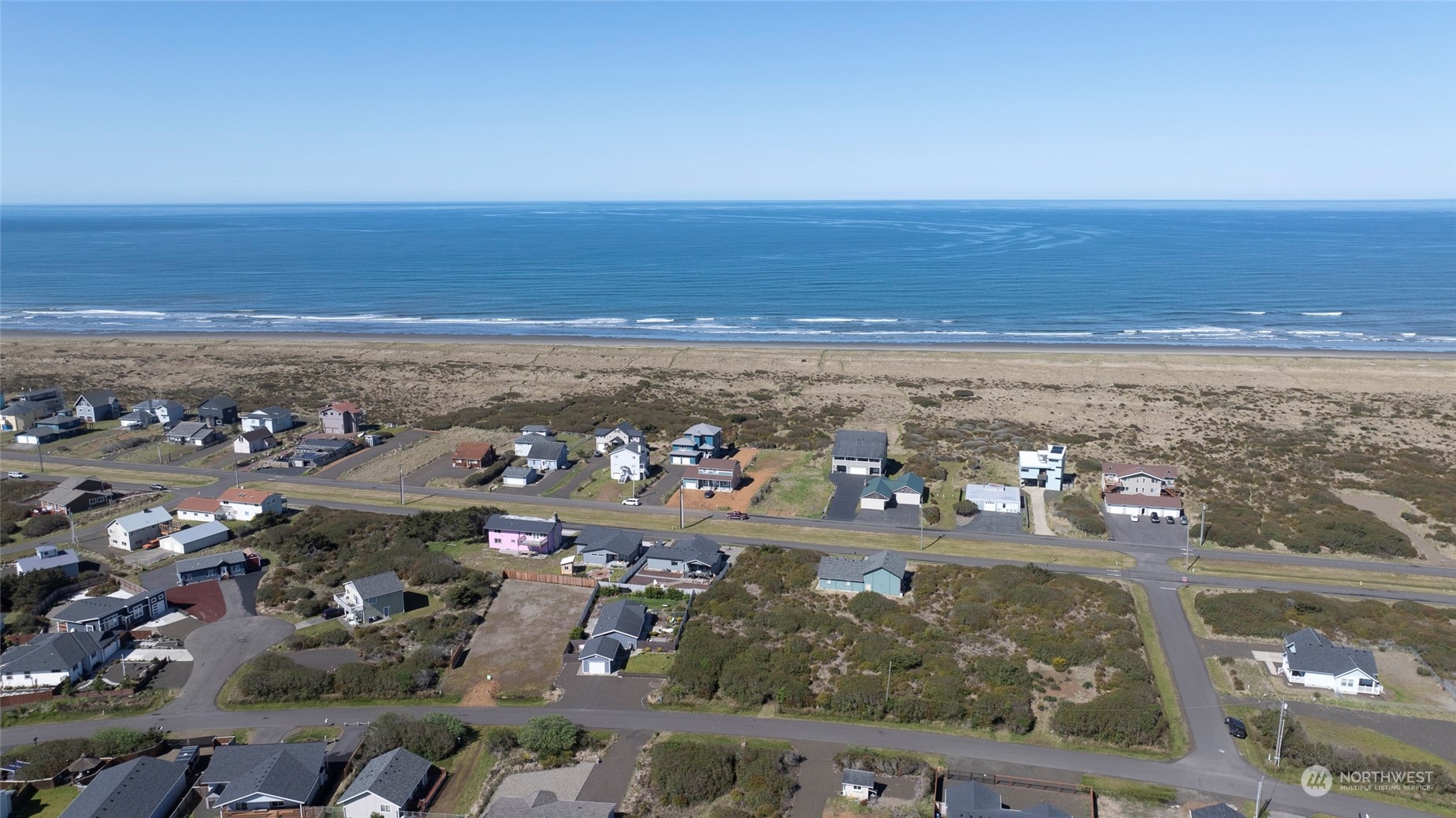 1077 Ocean Shores Boulevard Property Photo 18