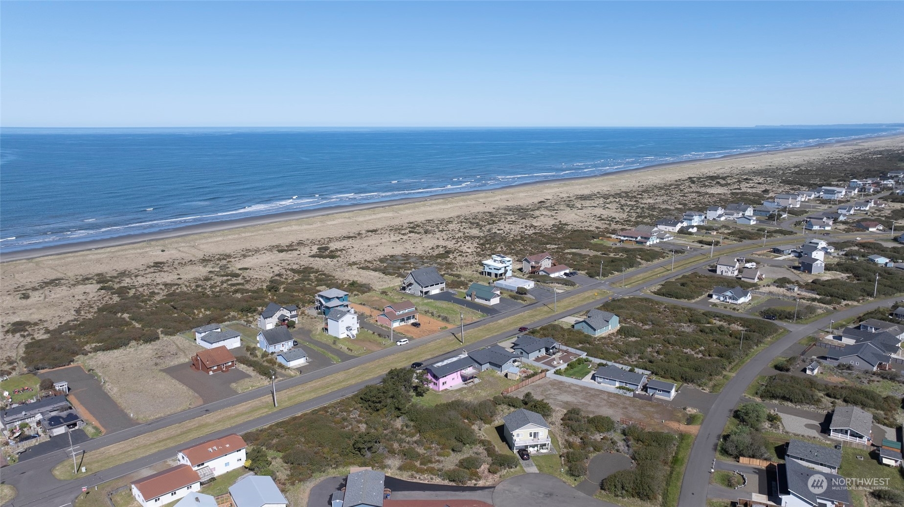 1077 Ocean Shores Boulevard Property Photo 24