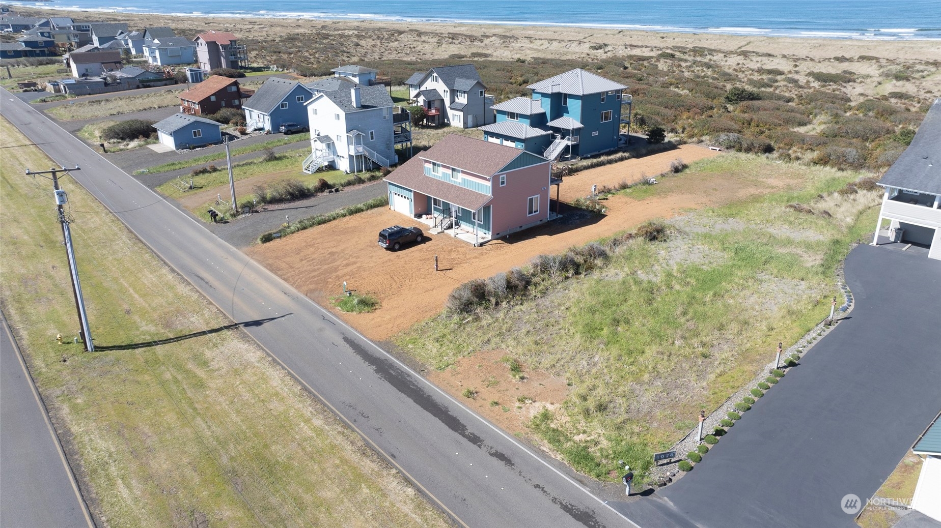 1077 Ocean Shores Boulevard Property Photo 27
