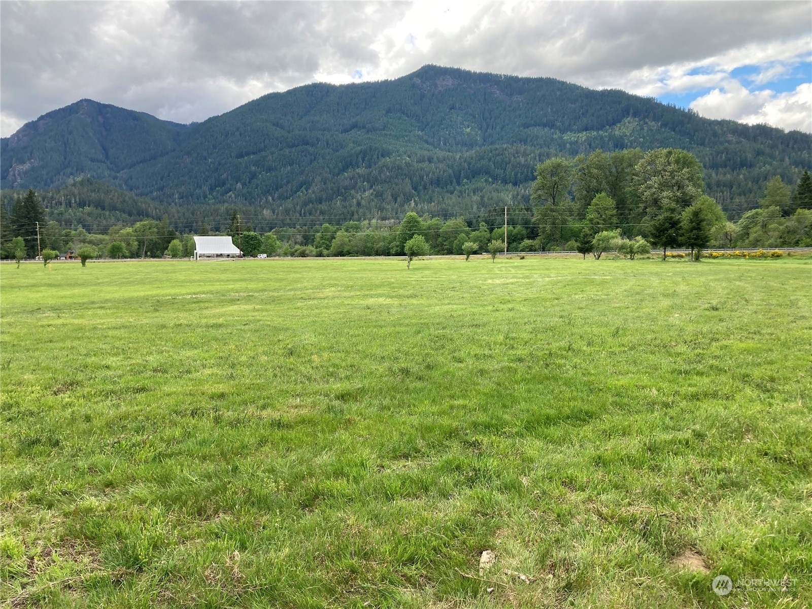 2 Us Highway 12 Property Photo 4