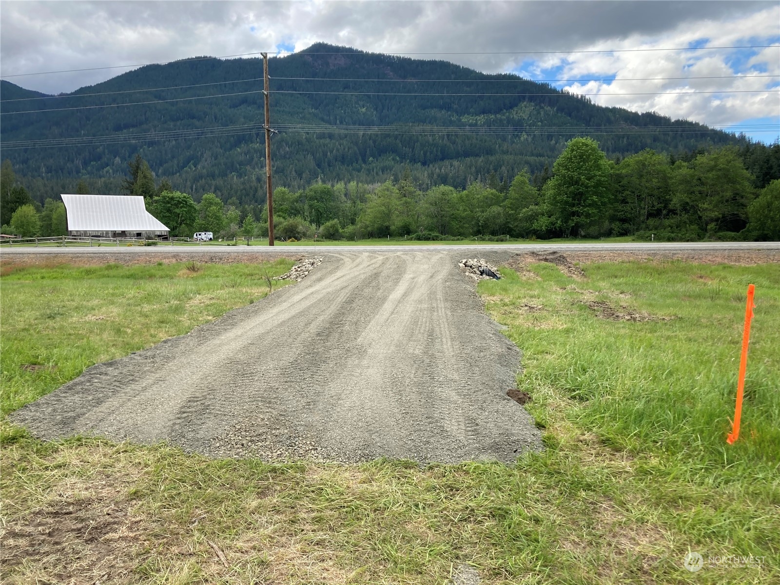 2 Us Highway 12 Property Photo 5