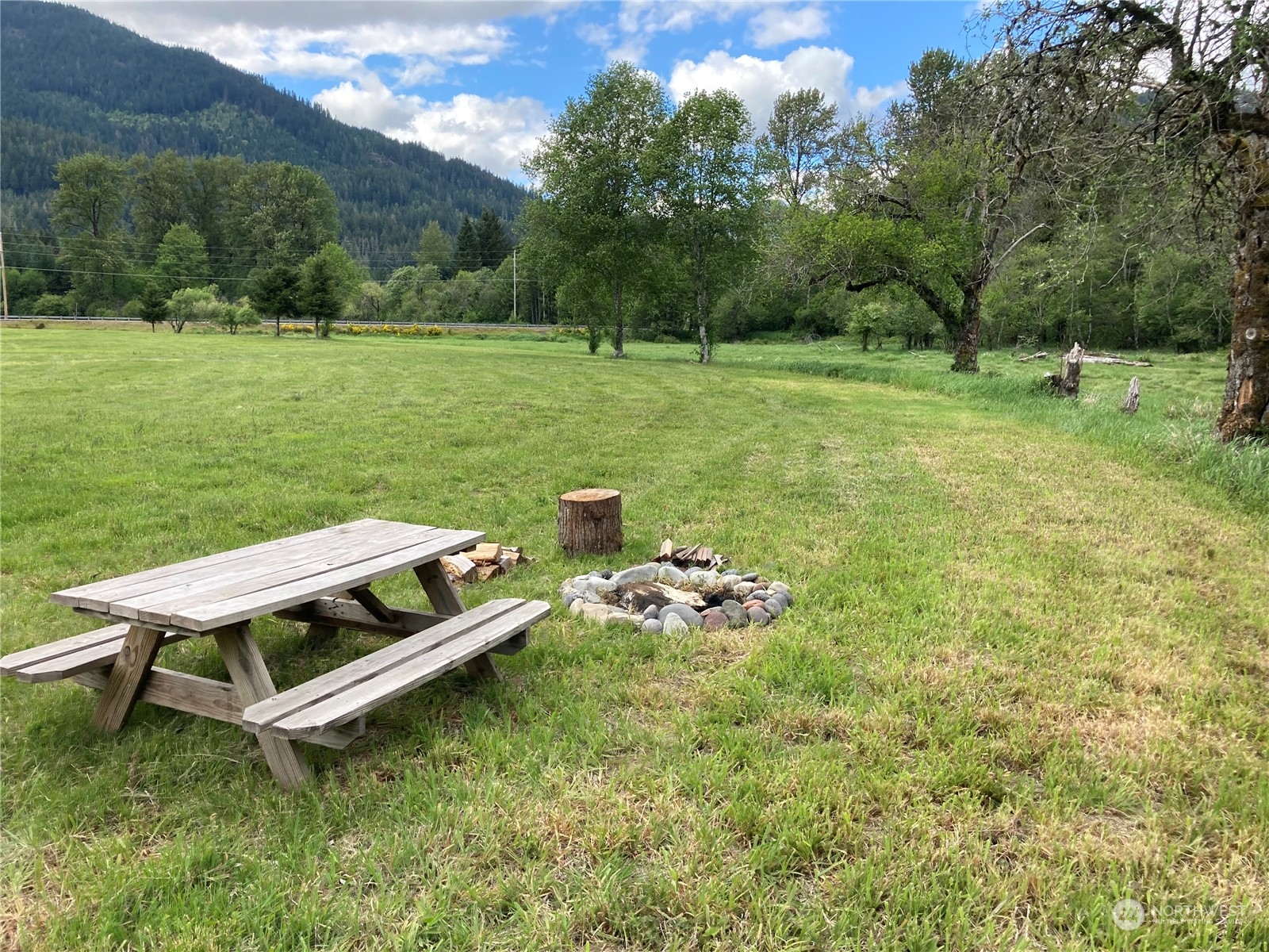 2 Us Highway 12 Property Photo 10
