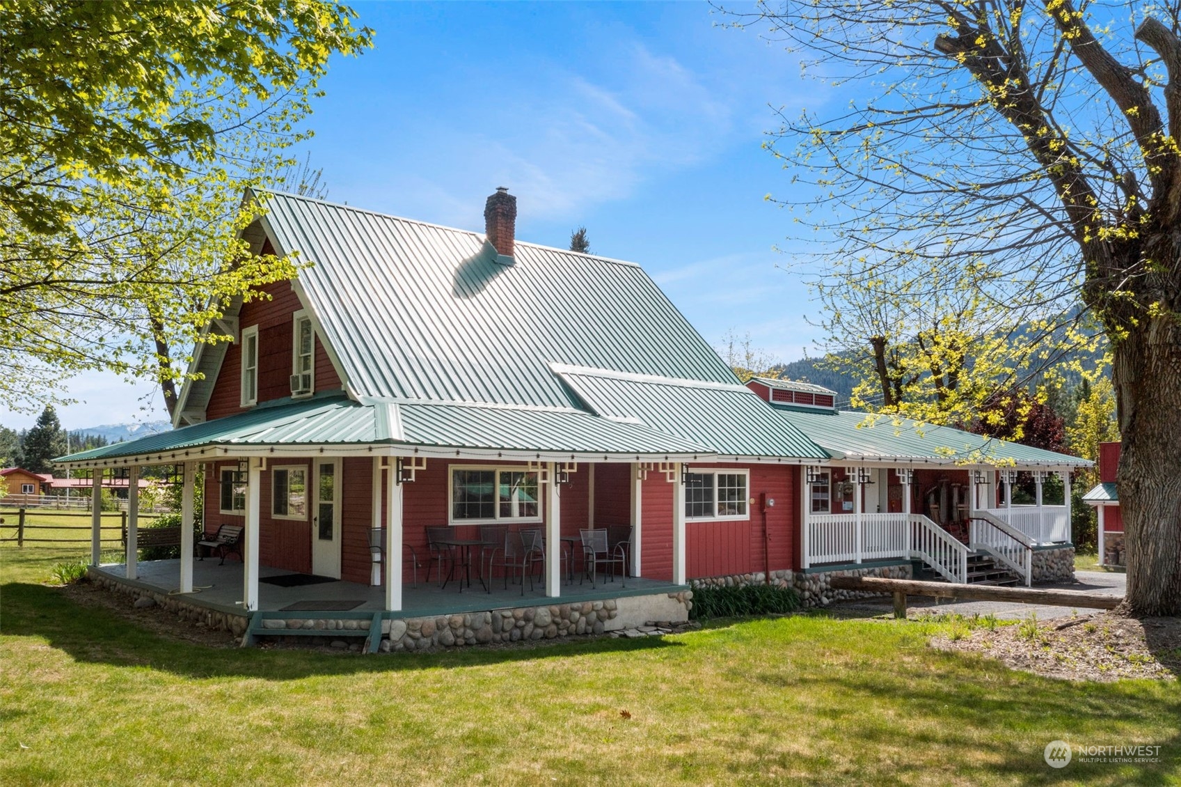 2237560 Property Photo 7
