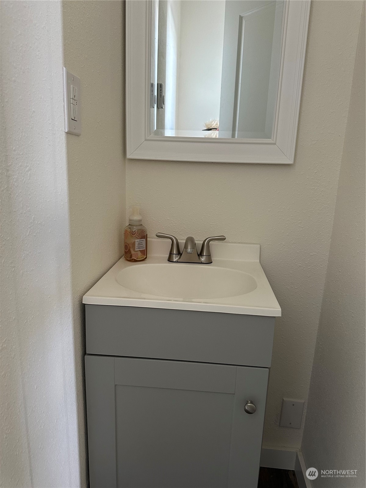 2131 E Street 306 Property Photo 6