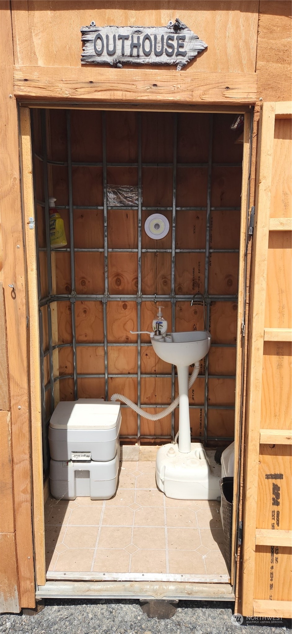 1120 Arroyo Drive Property Photo 13