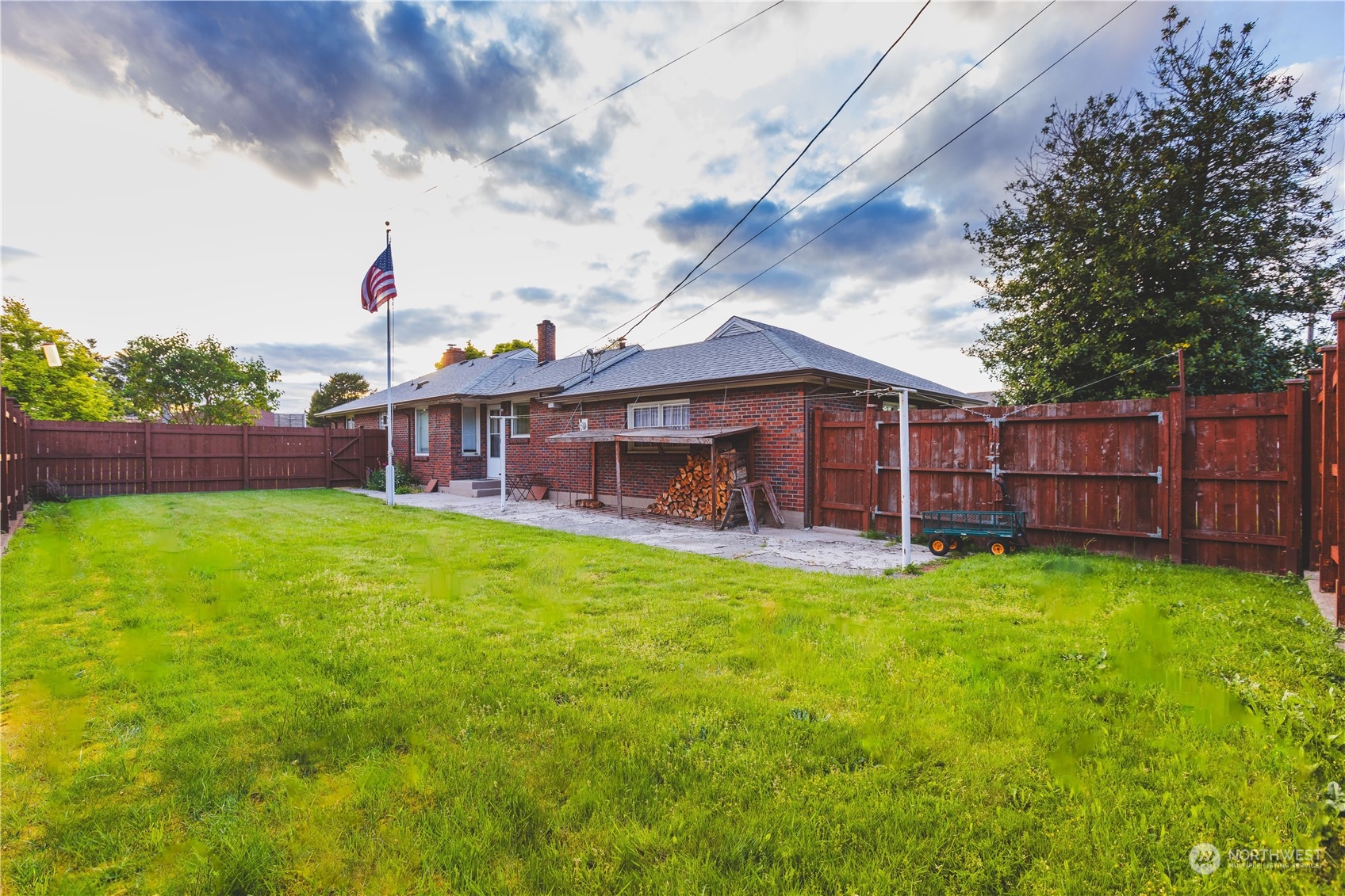 518 S 63rd Street Property Photo 15