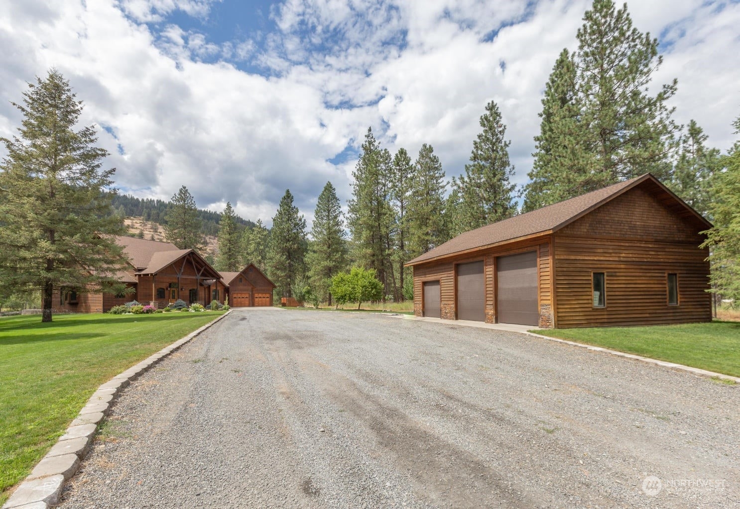 3349 F Rockcut Road Property Photo 3