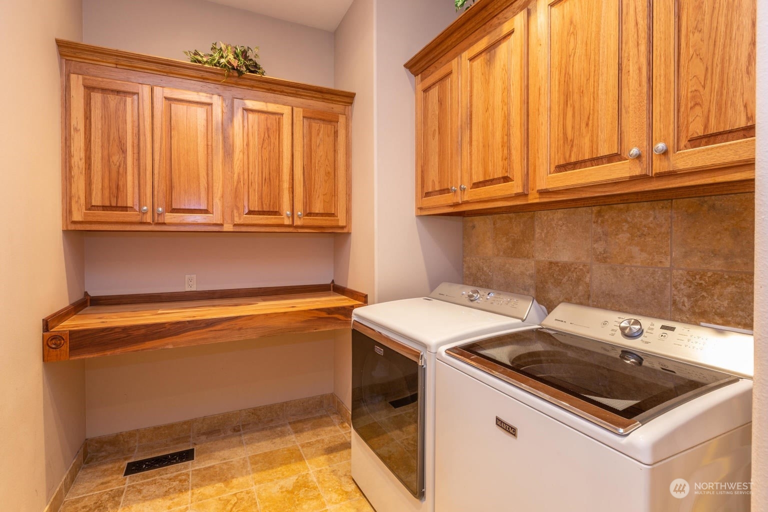 3349 F Rockcut Road Property Photo 20