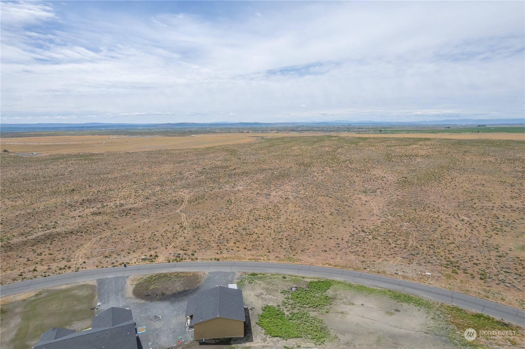 452 Se Desert Hills Loop Road Property Photo 2