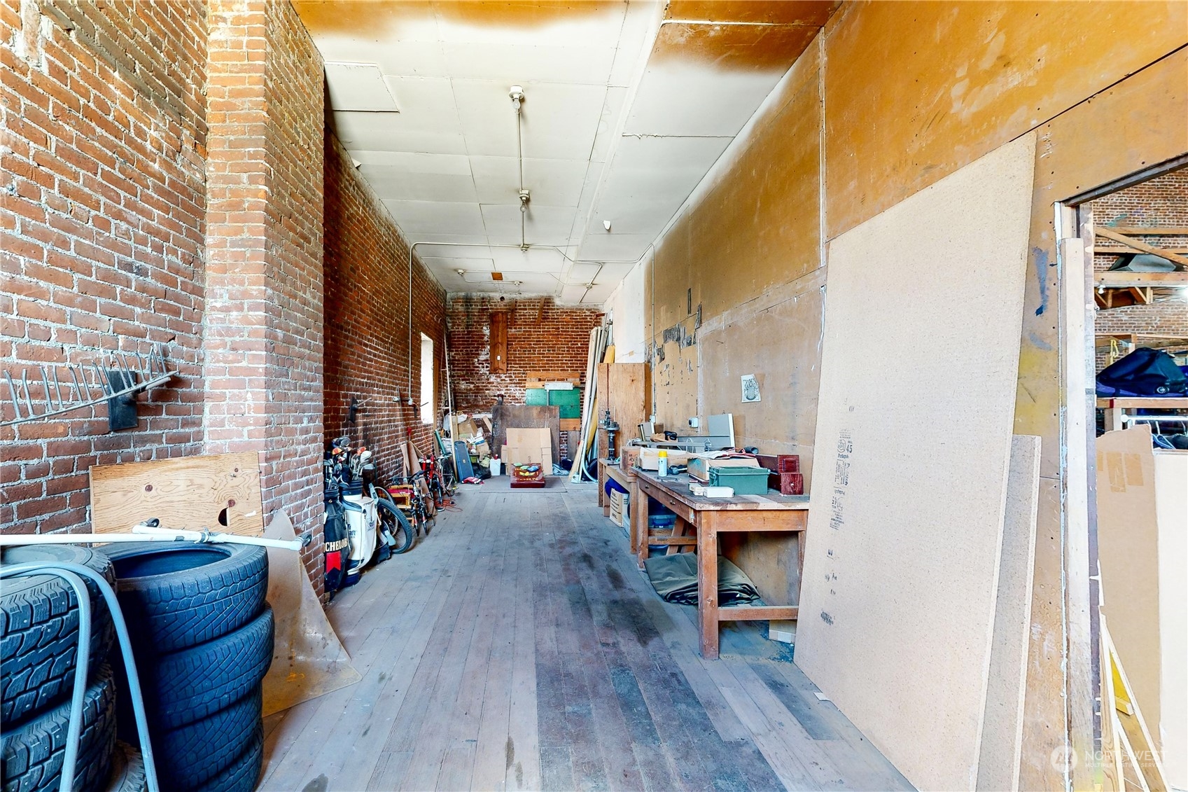 203 Alder Property Photo 18