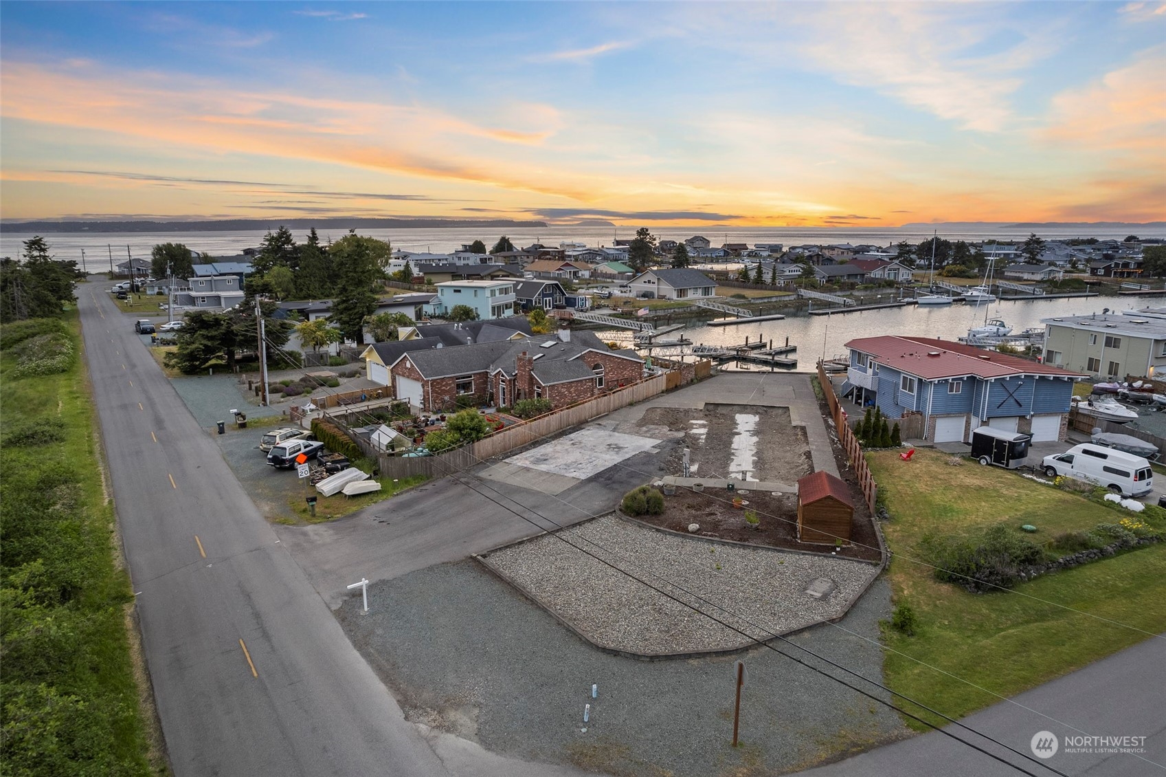109 Salmon Street Property Photo 3