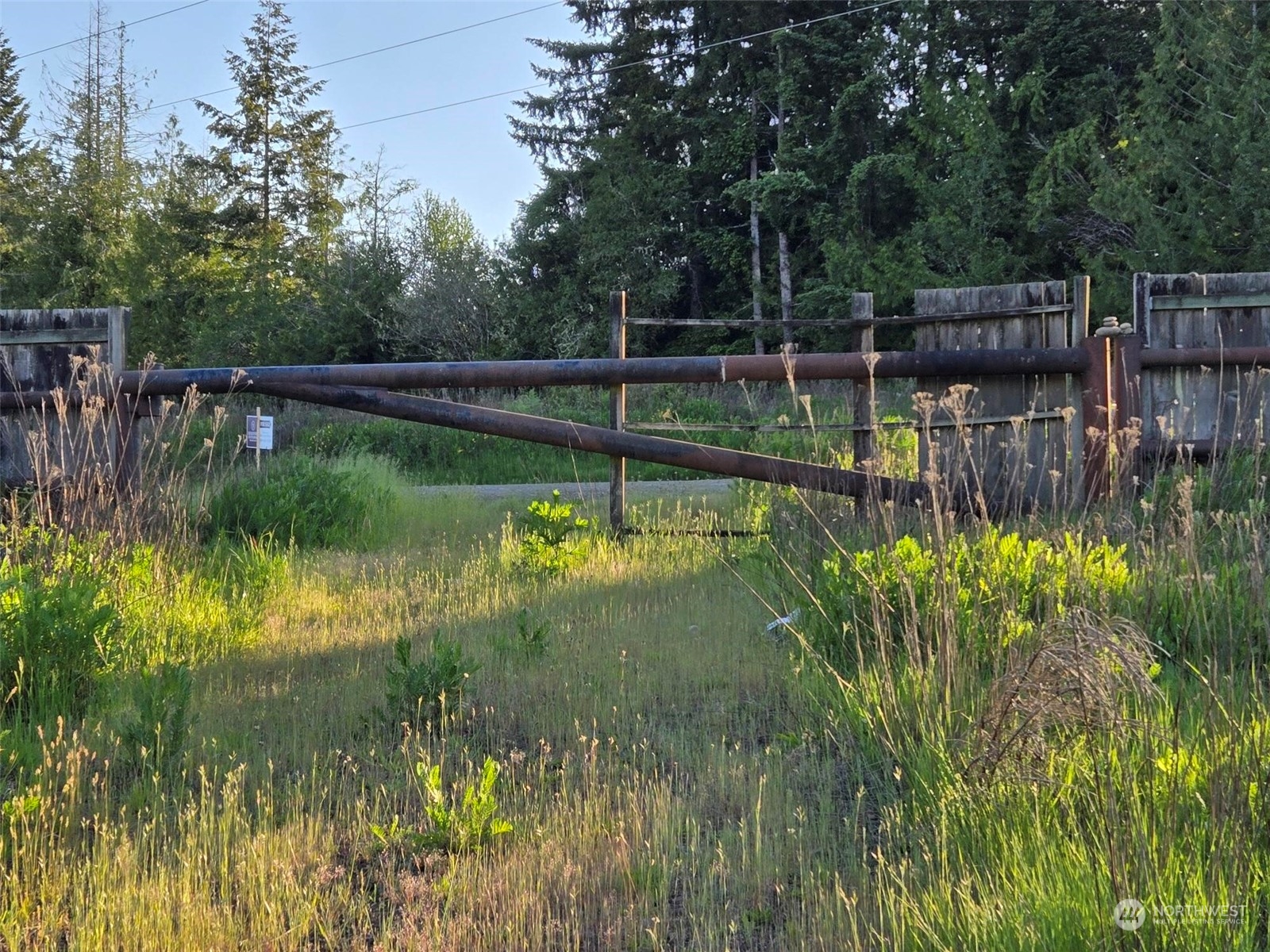 961 E Rasor Road Property Photo 10