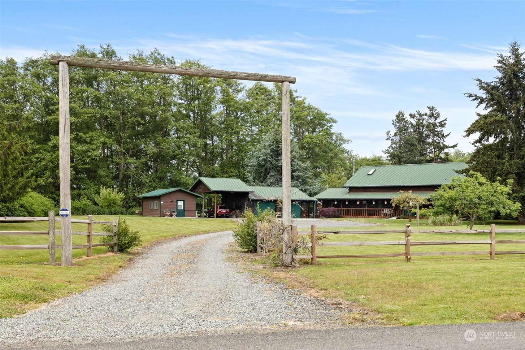 323 Macleay Road Property Photo