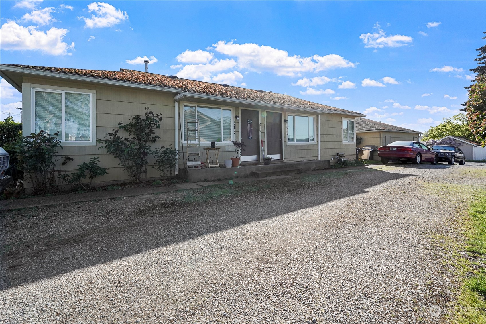 1536 -1538 S Walters Road Property Photo 1