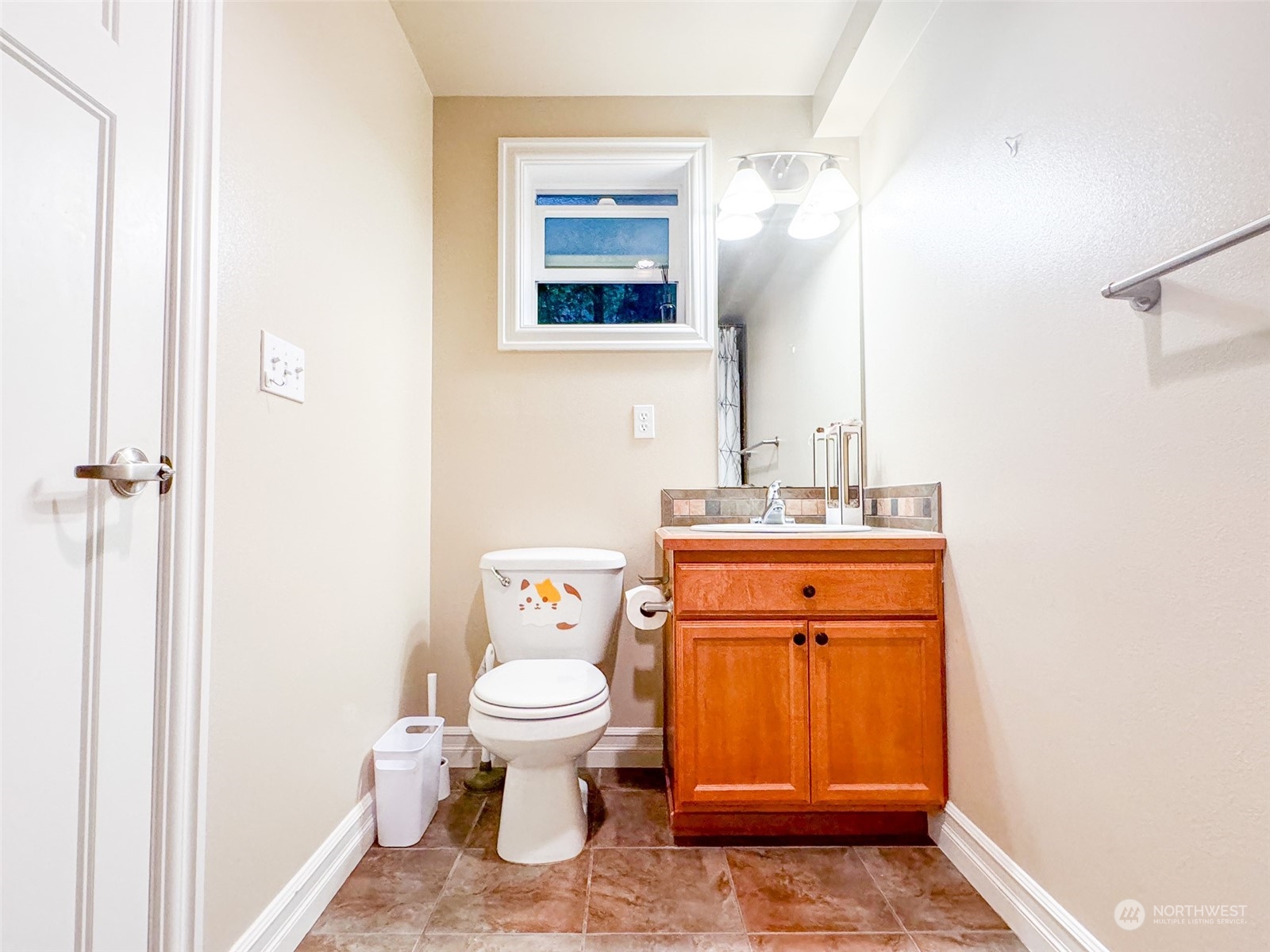 933 N 97th Street C Property Photo 20