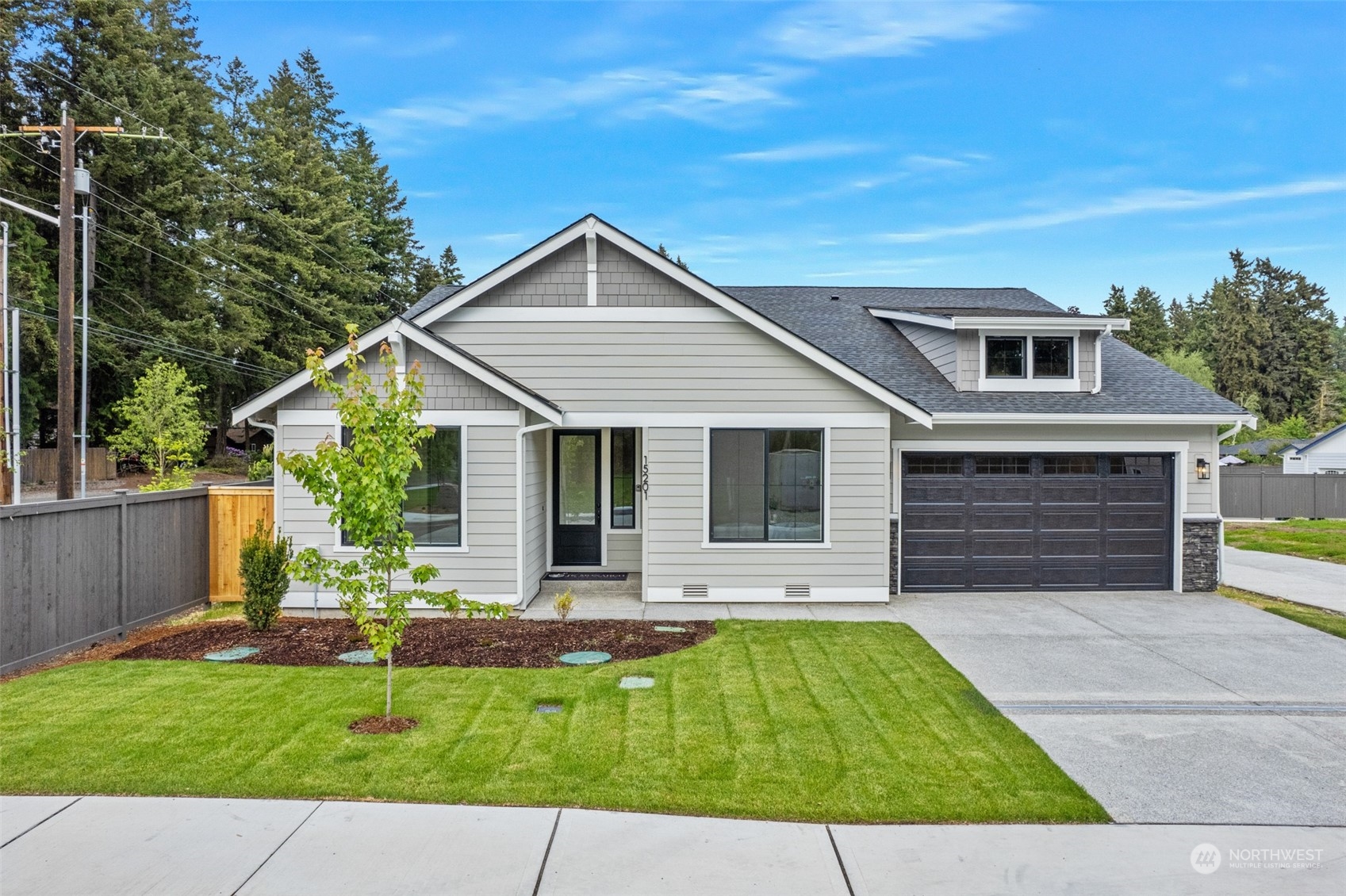 15201 106th Avenue Property Photo 1