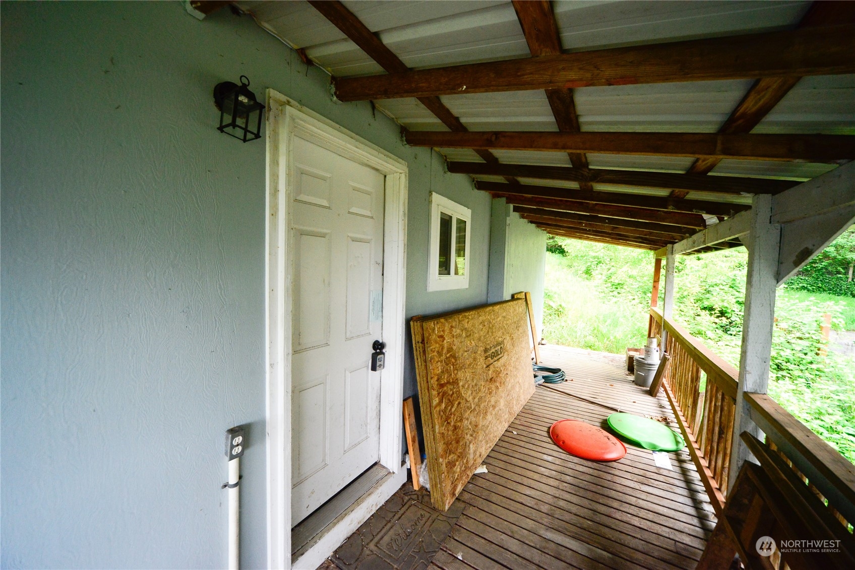 684 Franklin Avenue Ct Property Photo 3