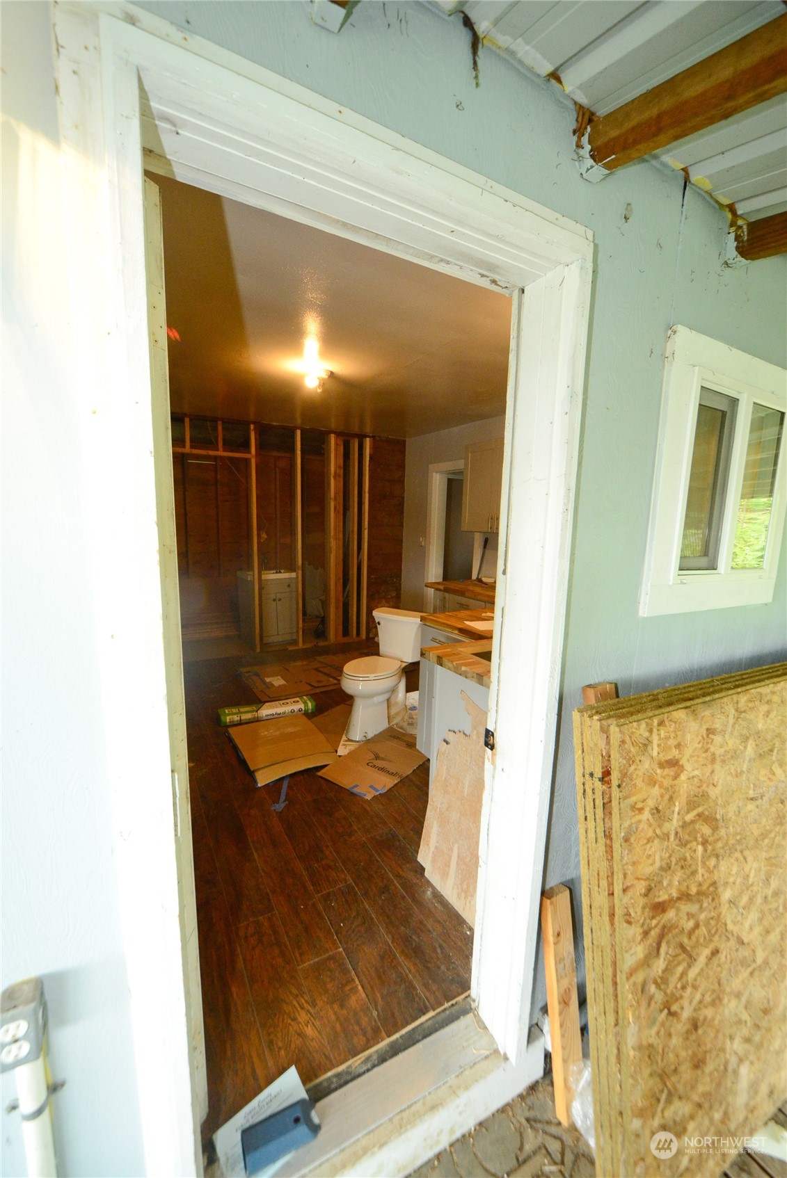 684 Franklin Avenue Ct Property Photo 4