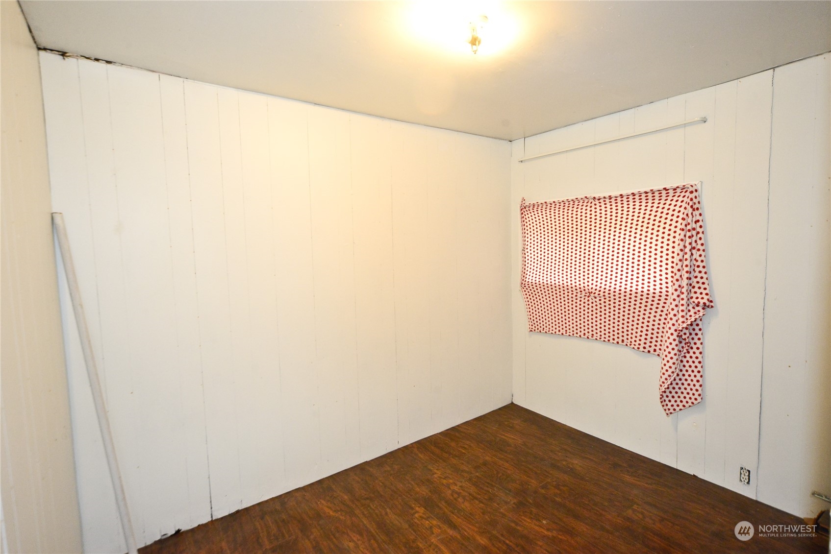 684 Franklin Avenue Ct Property Photo 9