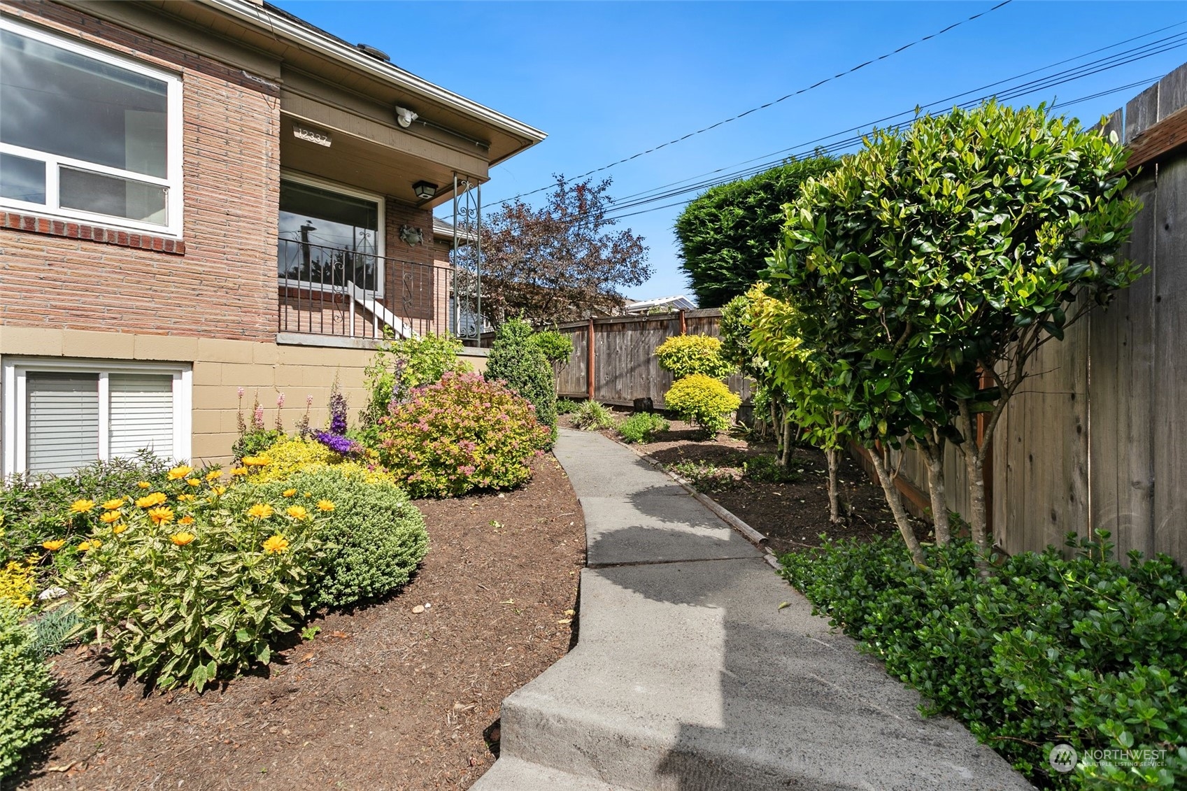 12337 Sand Point Way Property Photo 1