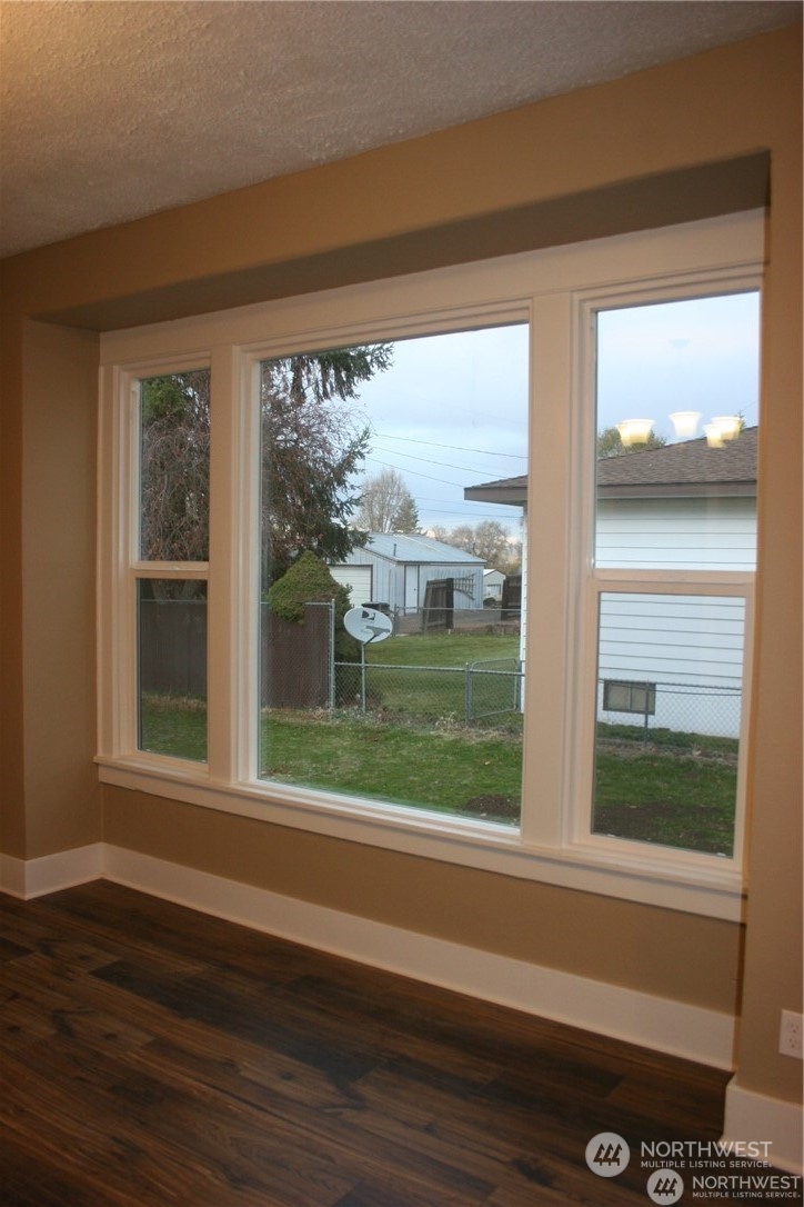 710 W Main Avenue Property Photo 10