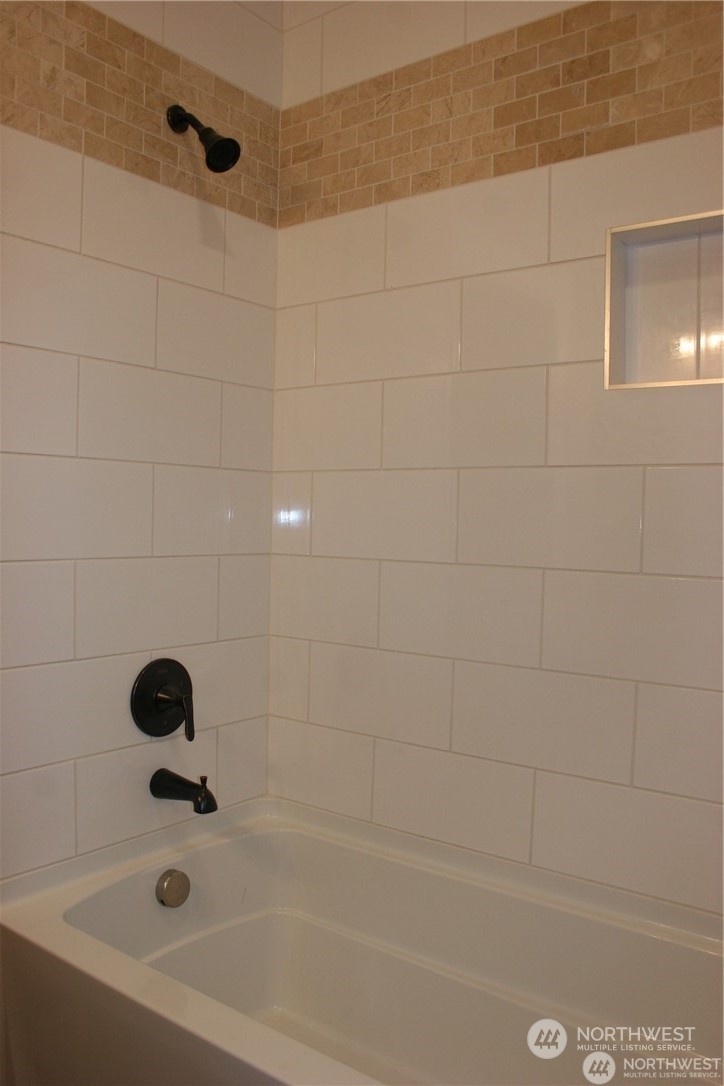 710 W Main Avenue Property Photo 13