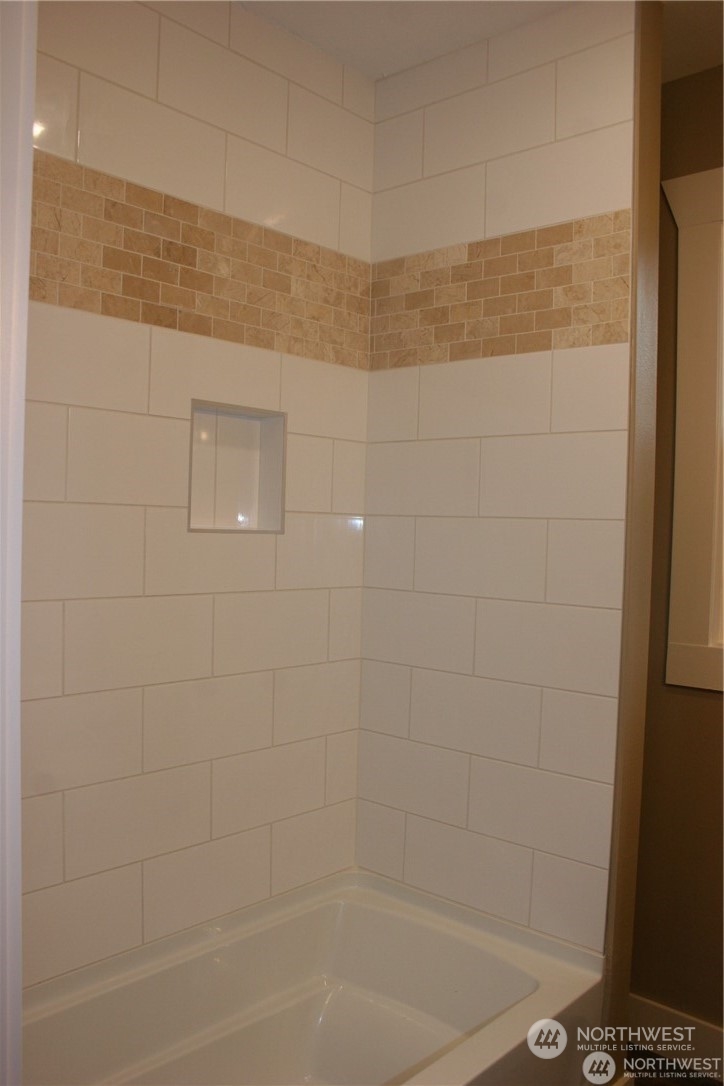 710 W Main Avenue Property Photo 15