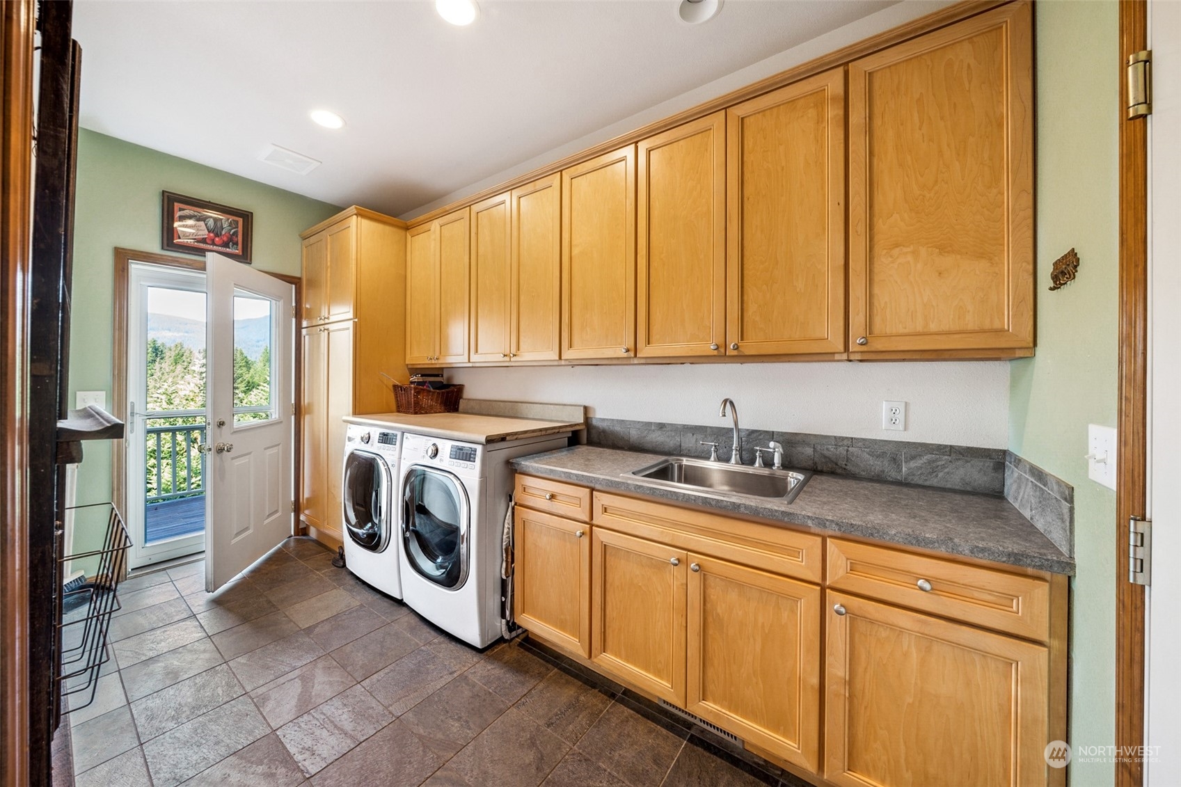 132 Hellem Drive Property Photo 26