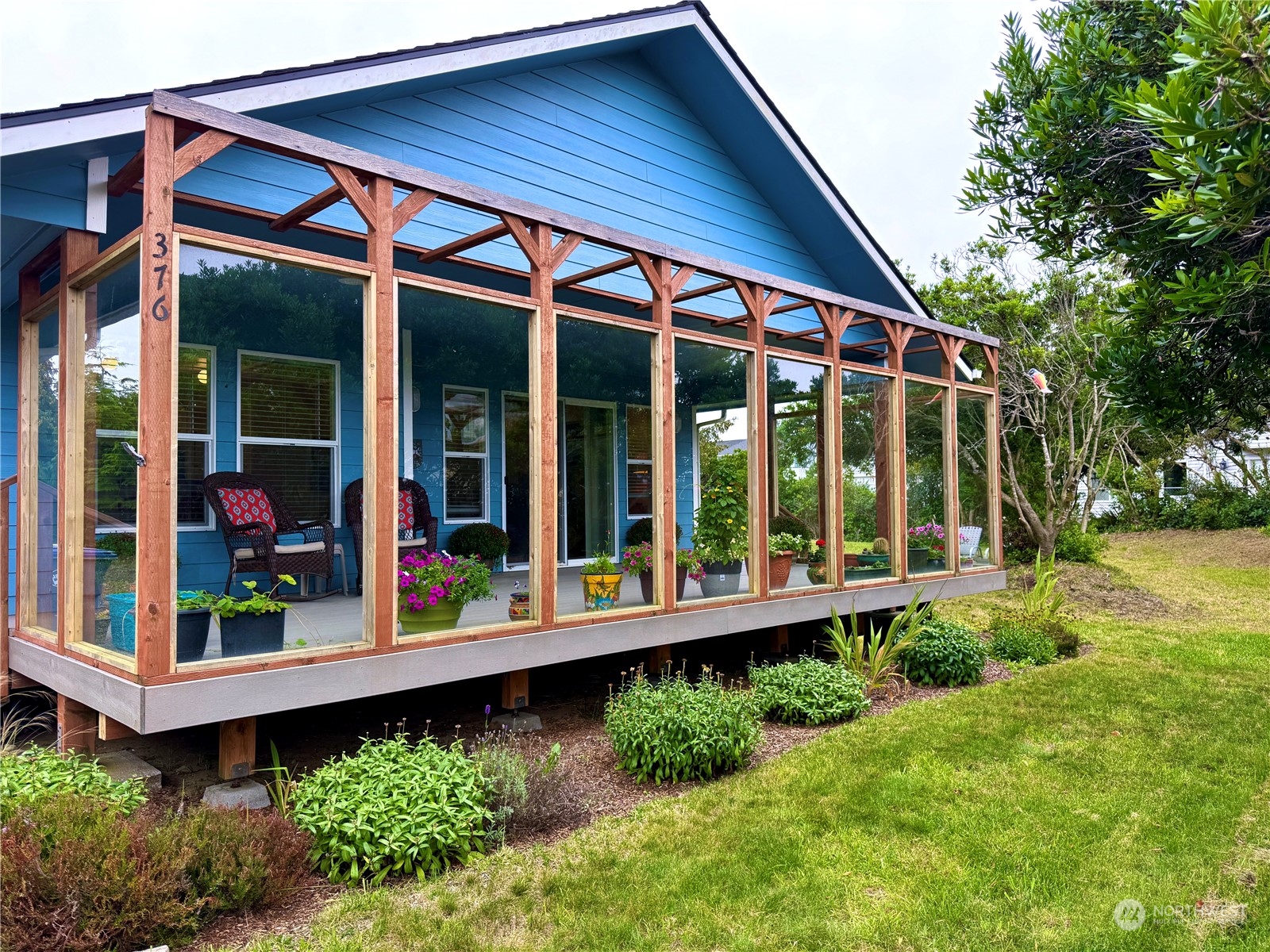 376 Sand Dune Avenue Property Photo 4