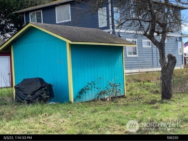 1881 Edwards Drive Property Photo 3