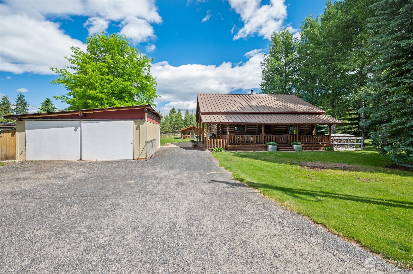 12070 Allen Road Property Photo 2