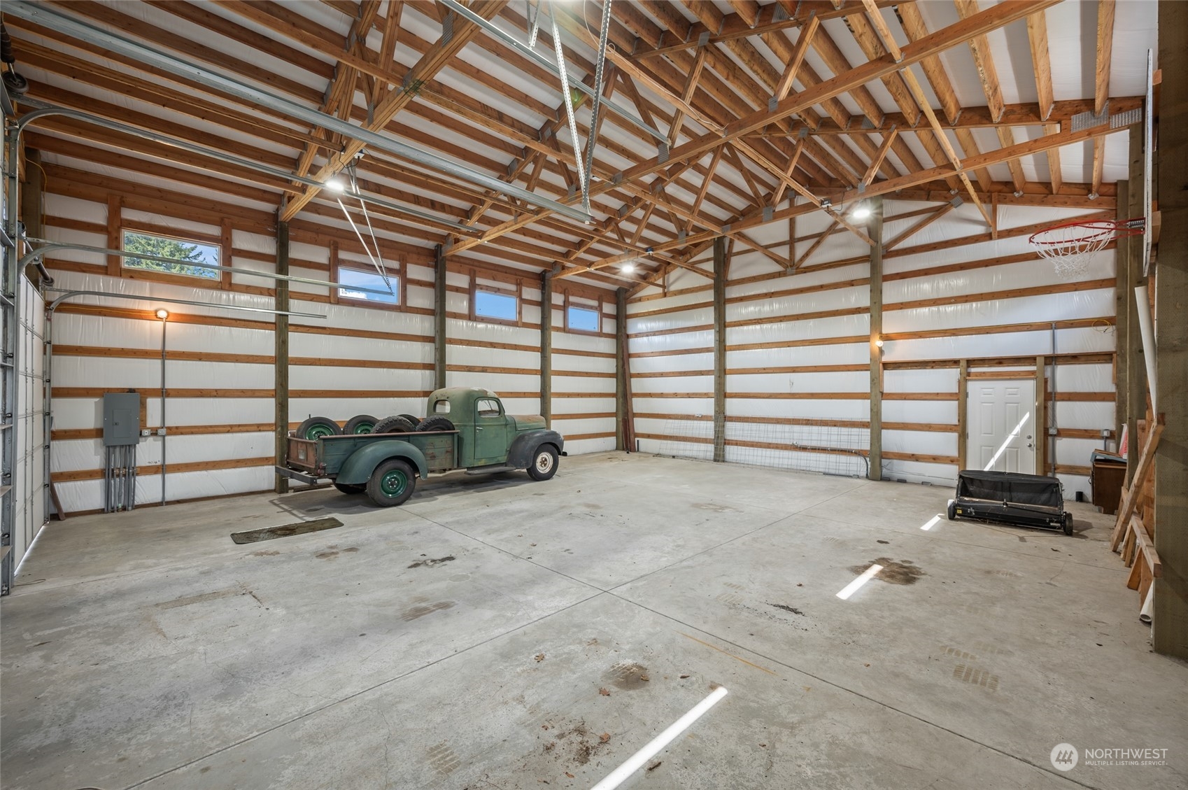 12070 Allen Road Property Photo 35