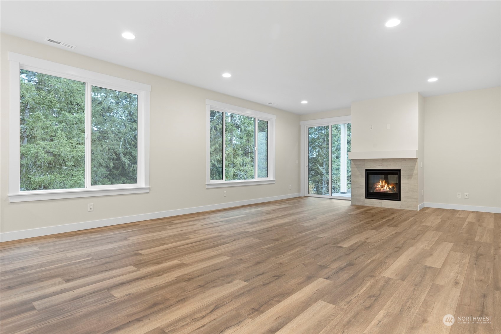 18587 Sawgrass Drive Property Photo 8