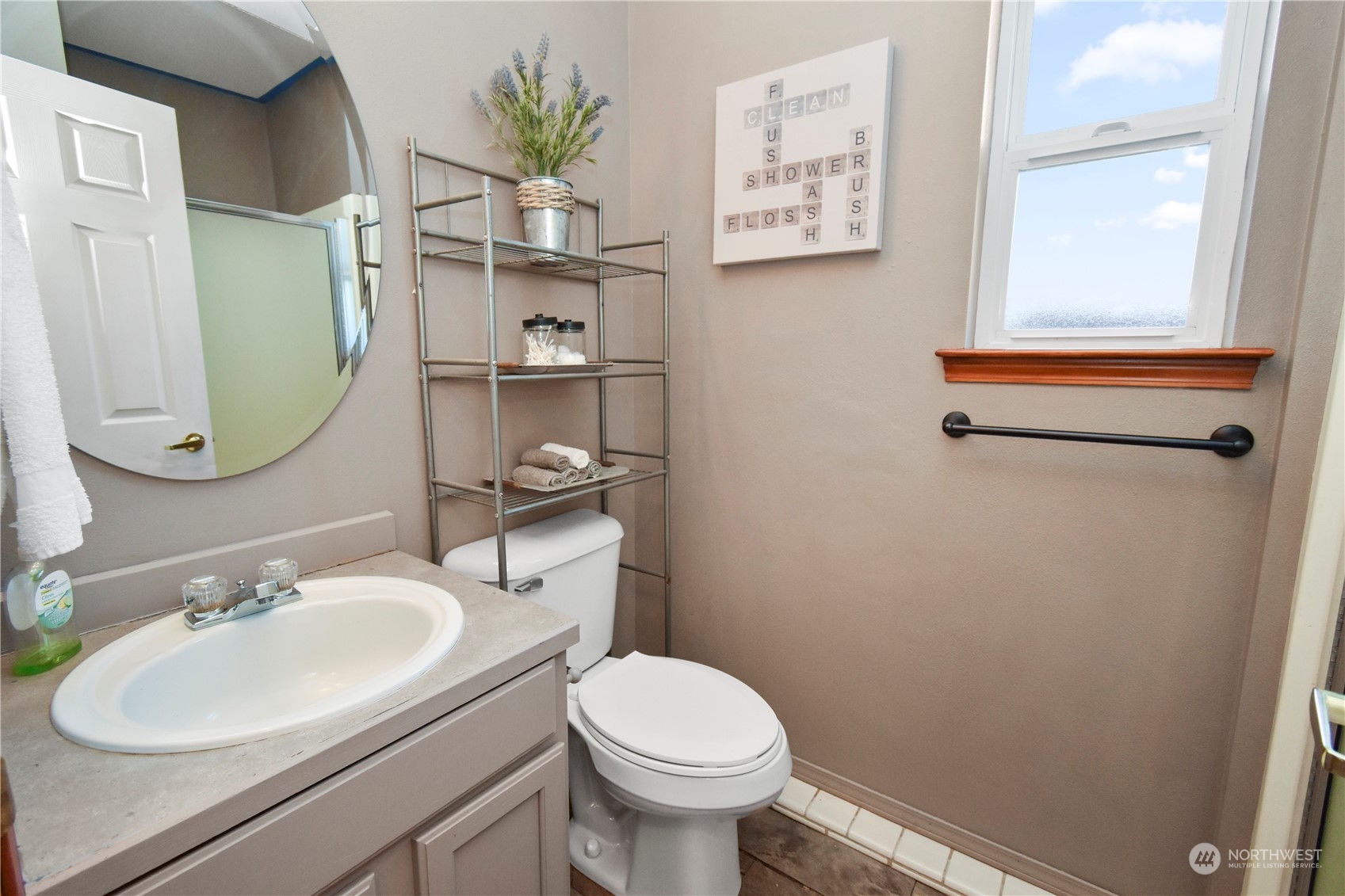 12509 Burn Road Property Photo 32