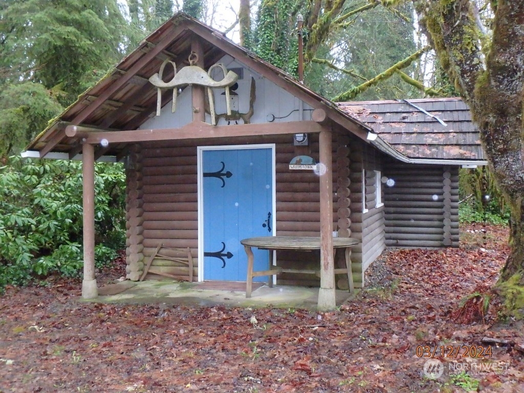 31015 W Whitehorse Drive Property Photo 1