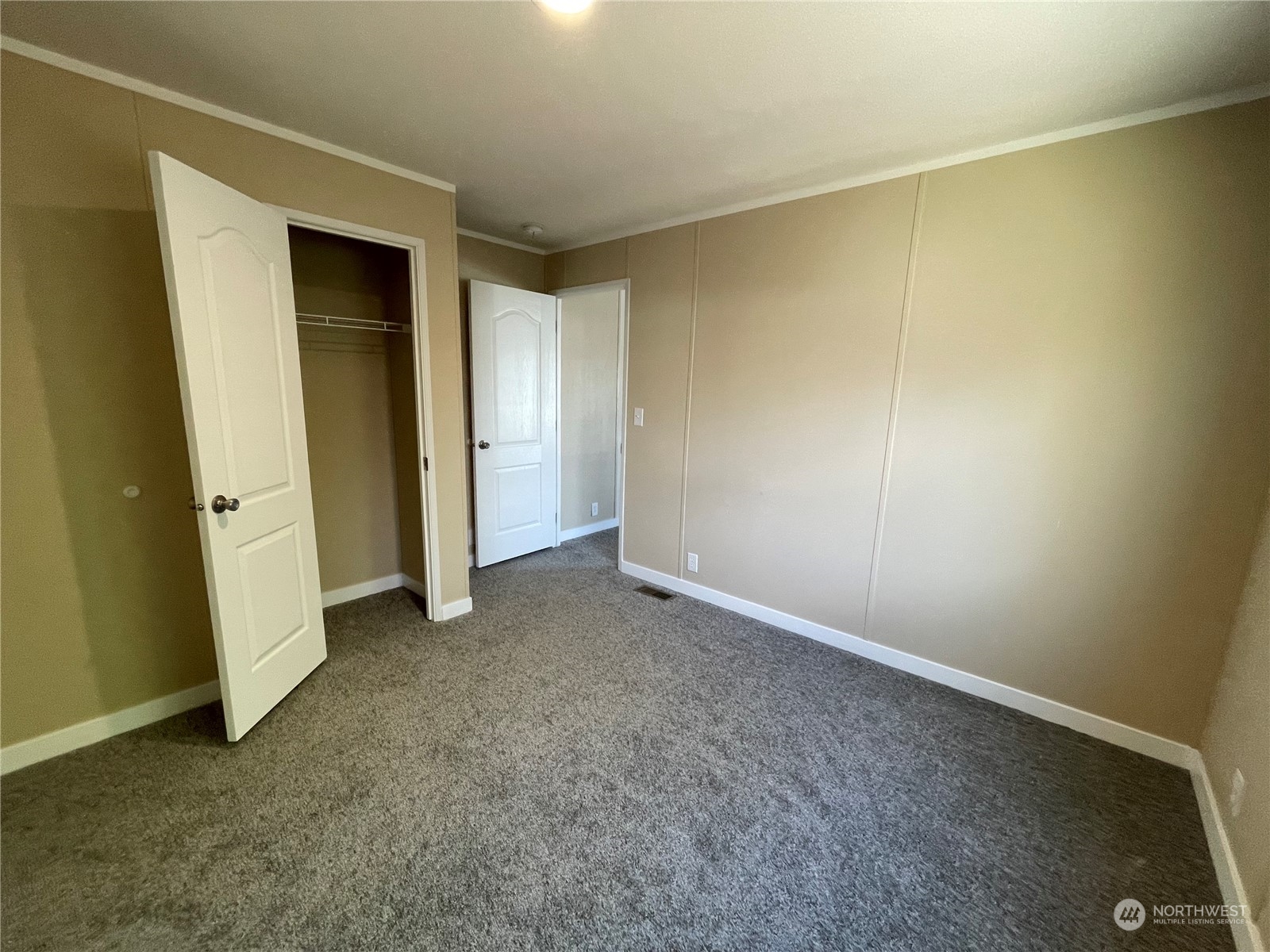2700 Fruitvale Boulevard 14 Property Photo 5