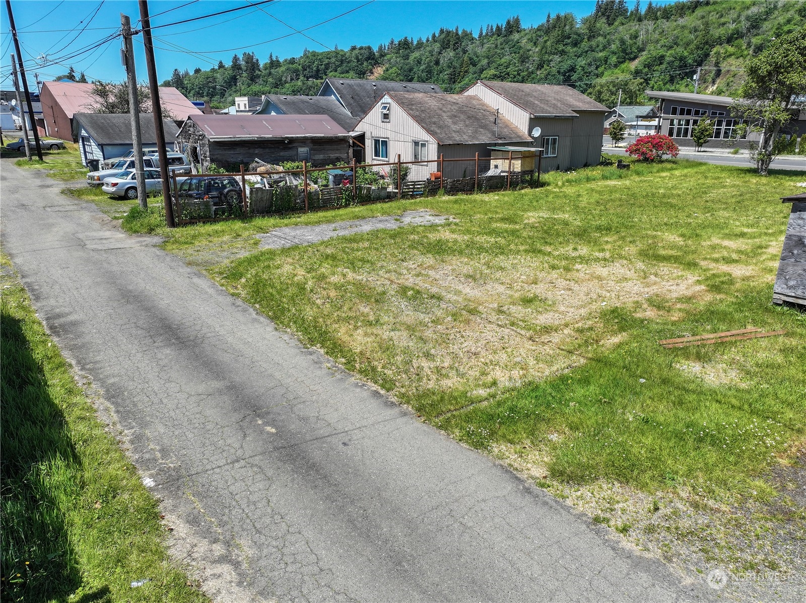2634 Simpson Avenue Property Photo 6