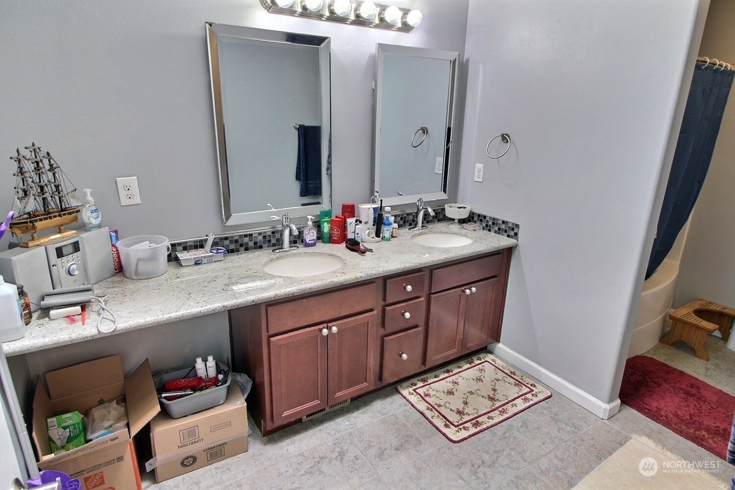 774 132nd Street Property Photo 16