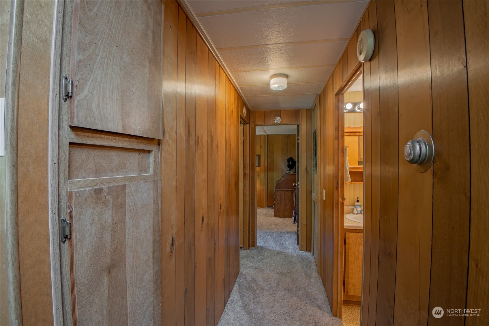 140 N Spindrift Drive Property Photo 11