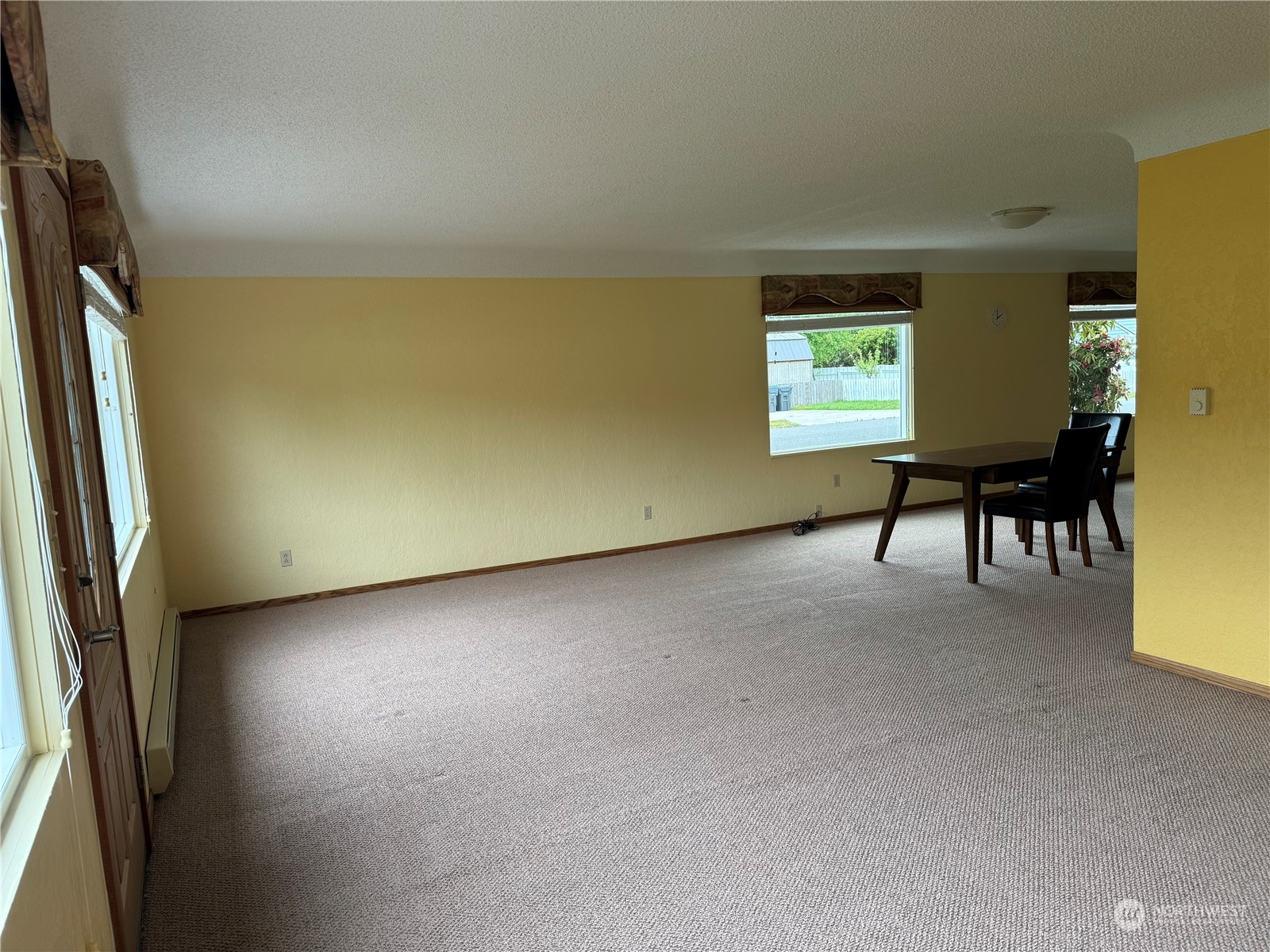 102 W Emerson Avenue Property Photo 14