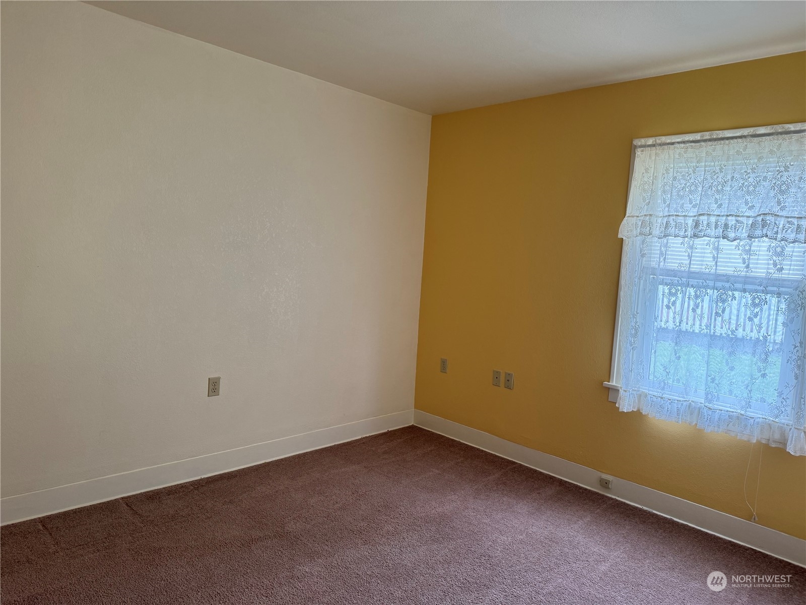 102 W Emerson Avenue Property Photo 22