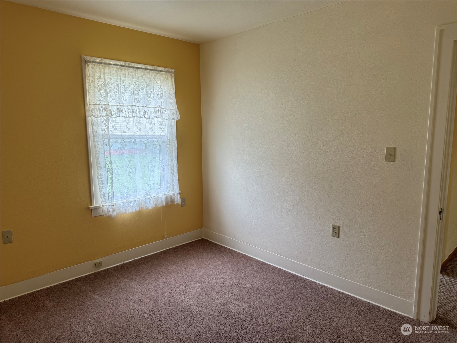 102 W Emerson Avenue Property Photo 23