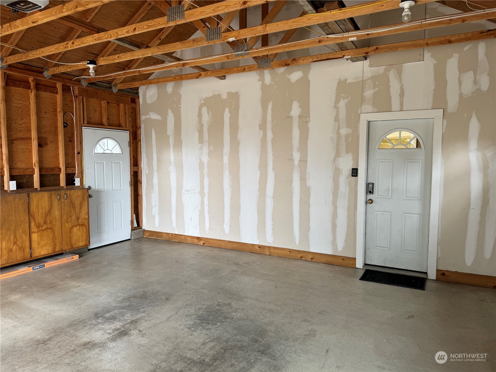 102 W Emerson Avenue Property Photo 32