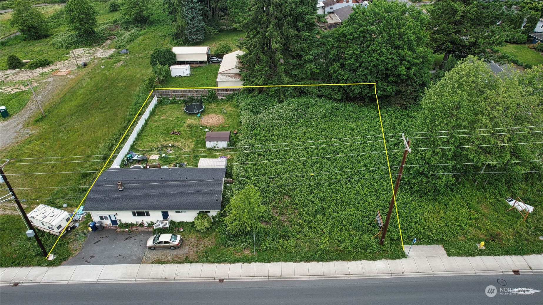 8211 20th Street Property Photo 6