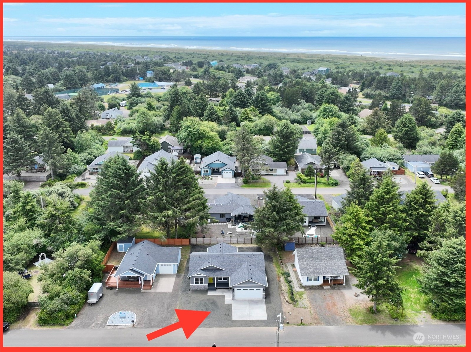 247 Clover Creek Avenue Property Photo 3