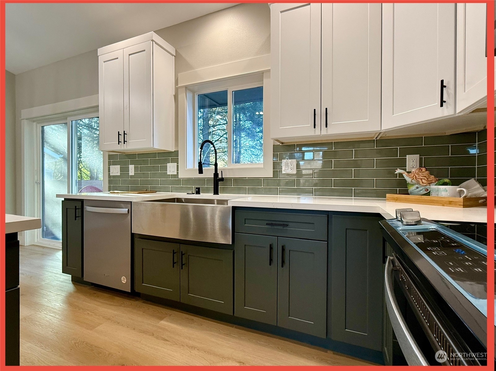247 Clover Creek Avenue Property Photo 20